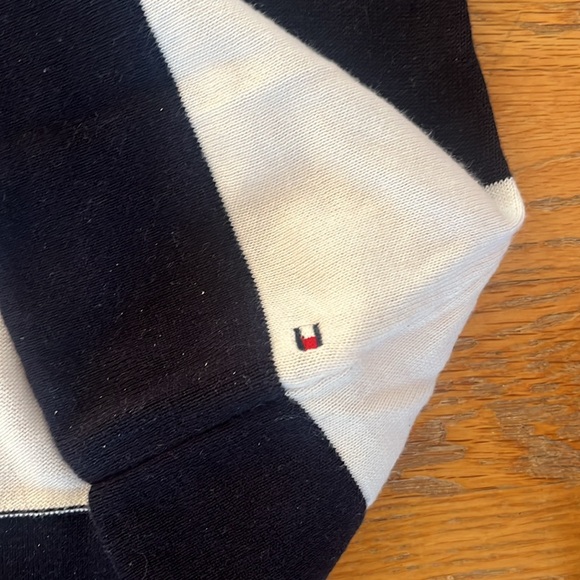 Tommy Hilfiger - Picture 9 of 13